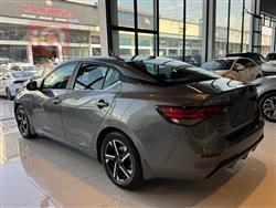 نیسان سێنترا